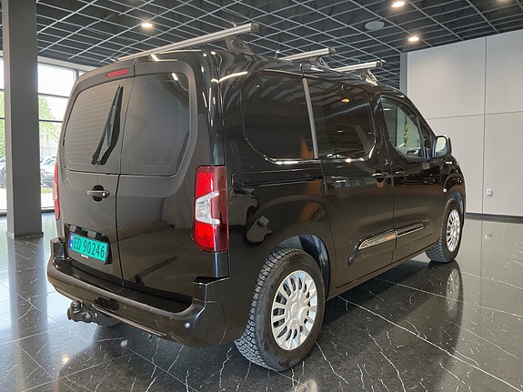 Toyota Proace City 3 of 5