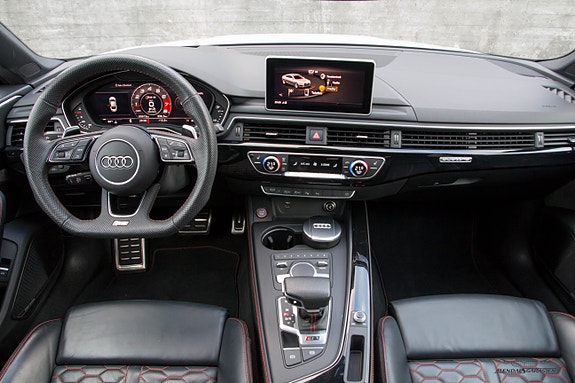 Audi RS5 28 of 30