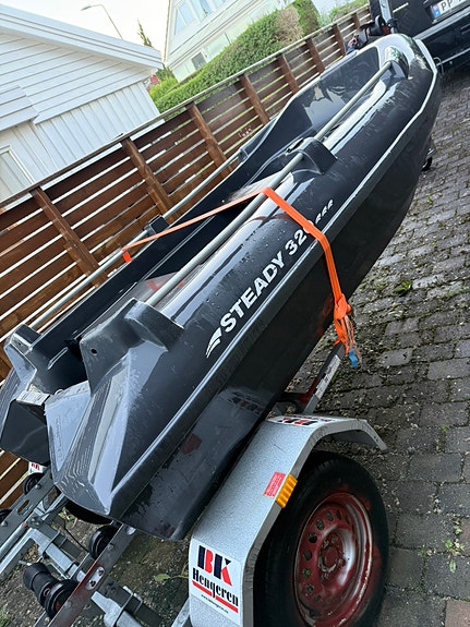 Steady 320 inkludert 9,9 hk tohatsu + henger 3 of 5