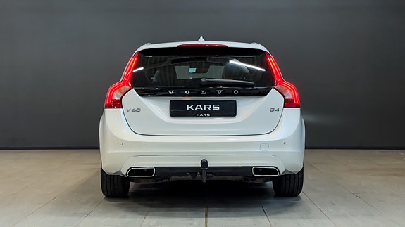 Volvo V60 4 of 5