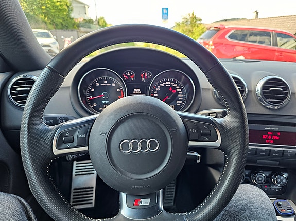 Audi TT 18 of 21