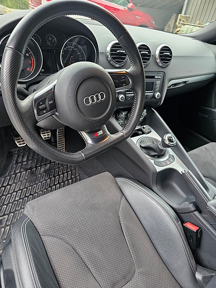 Audi TT 14 of 21