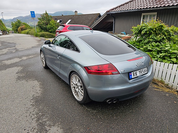 Audi TT 4 of 21