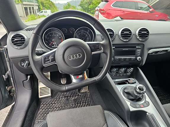 Audi TT 12 of 21