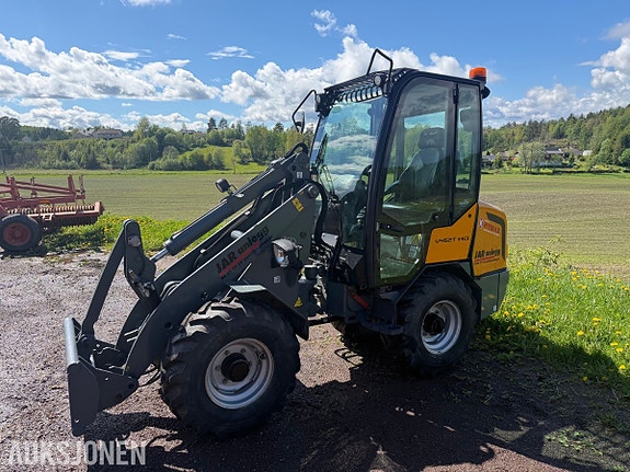 Giant V452T HD 16 of 19