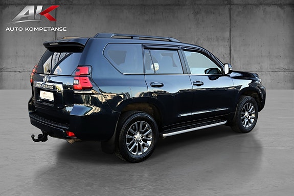 Toyota Land Cruiser 9 of 19