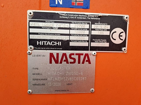 Hitachi ZW250-6 15 of 16