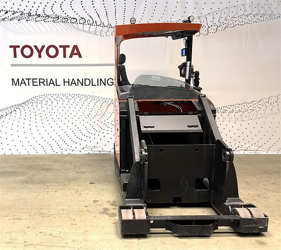 Toyota VRE150 3 of 6