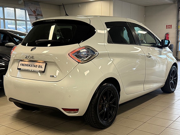Renault Zoe 4 of 5