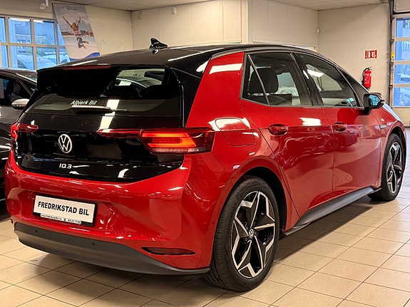 Volkswagen ID.3 4 of 5