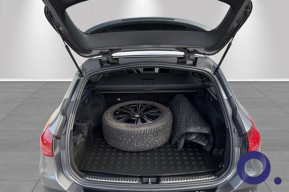 Mercedes-Benz C220 d 5 of 5