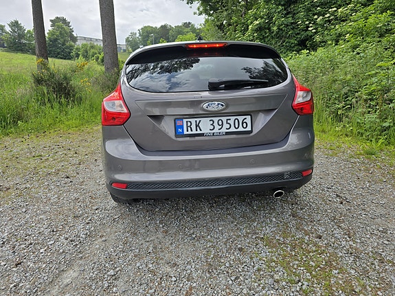 Ford Focus 4 of 5