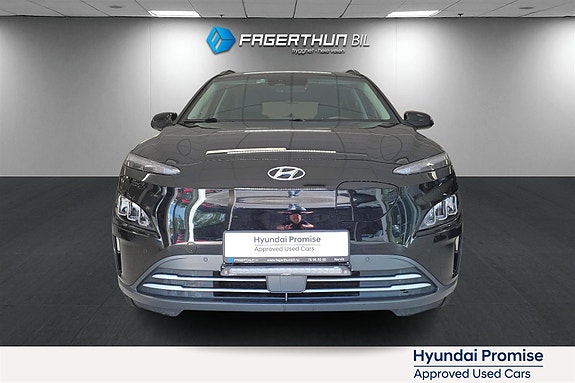 Hyundai Kona 2 of 5