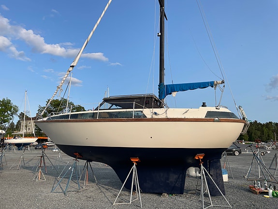 Motorseiler Fjord 28 CS til salgs 4 of 5