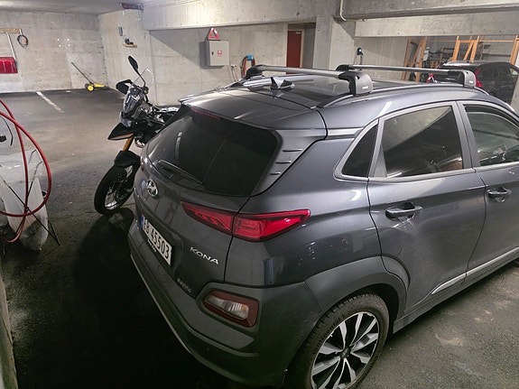 Hyundai Kona 4 of 5