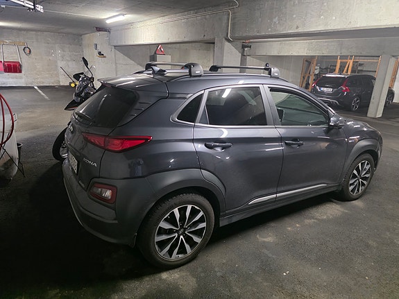 Hyundai Kona 3 of 5