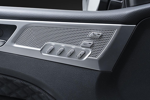 KGM Rexton 21 of 30