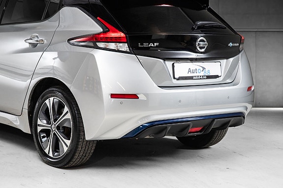 Nissan Leaf 8 of 21