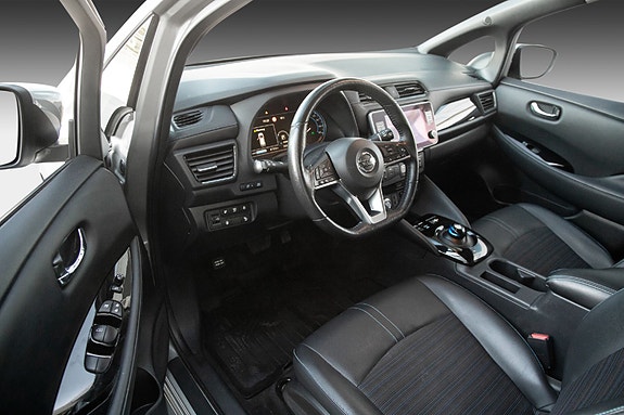 Nissan Leaf 17 of 21