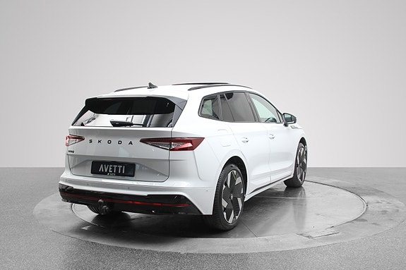 Skoda Enyaq RS 5 of 5