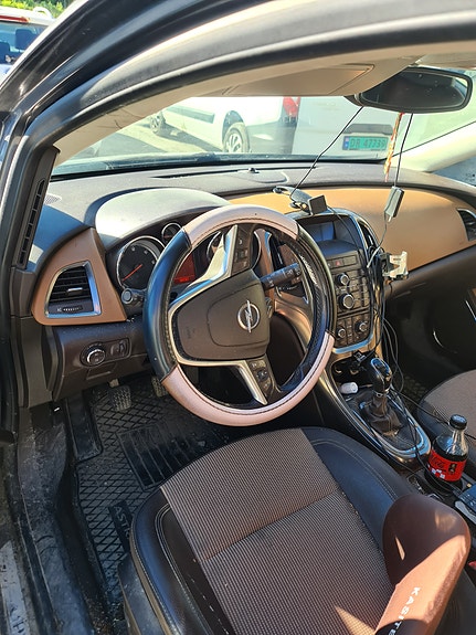 Opel Astra 3 of 5