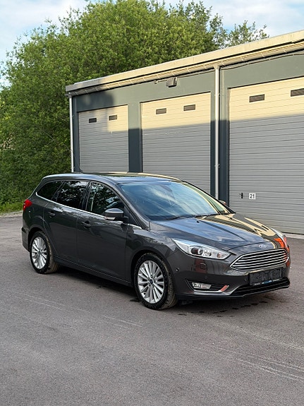 Ford Focus 4 of 5