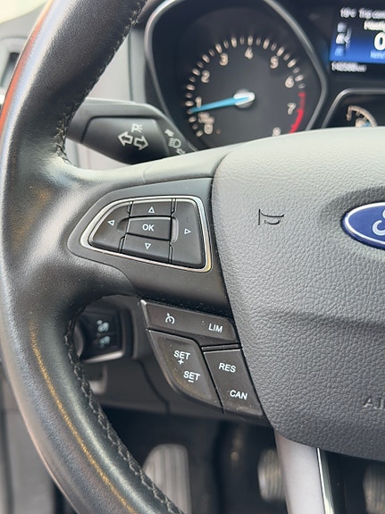 Ford Focus 25 of 30