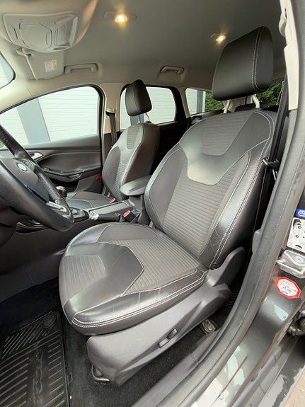 Ford Focus 20 of 30