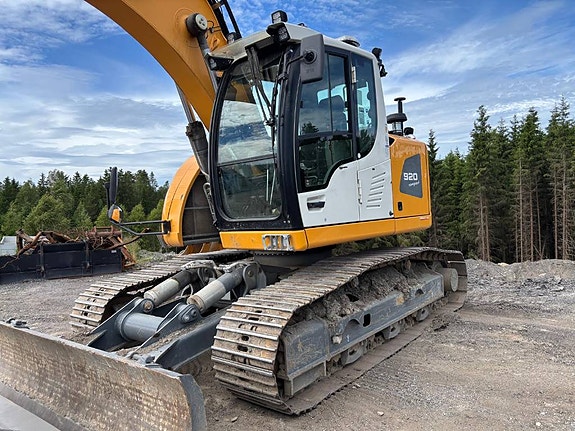 Liebherr R 920Compact Litronic 2 of 5