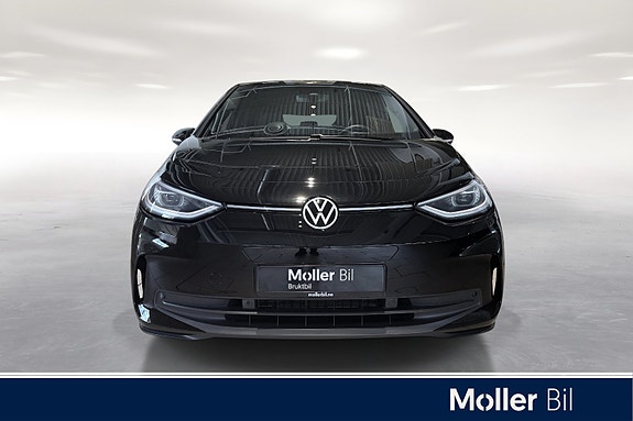 Volkswagen ID.3 2 of 5
