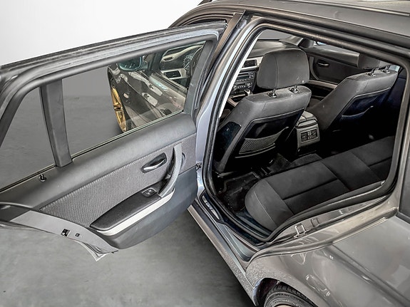 BMW 316i 16 of 23