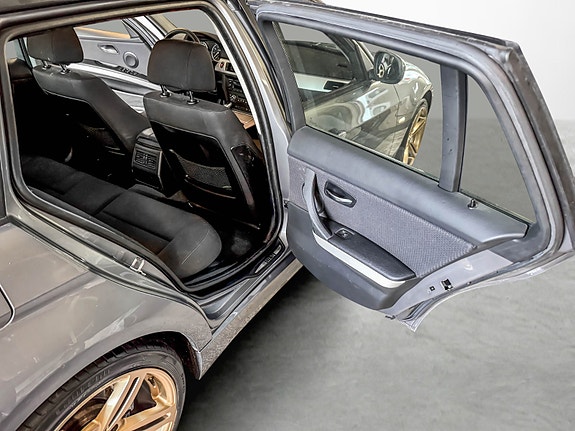 BMW 316i 19 of 23