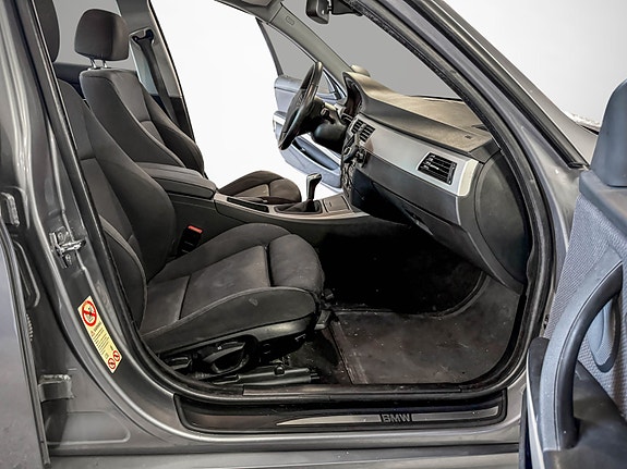 BMW 316i 14 of 23