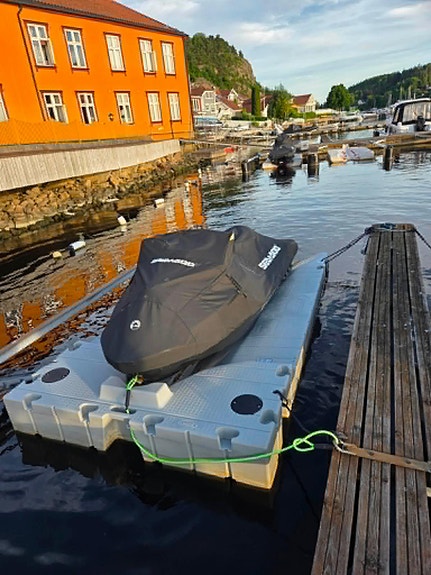 SeaDoo GTX300 Limited med henger og dock 4 of 5