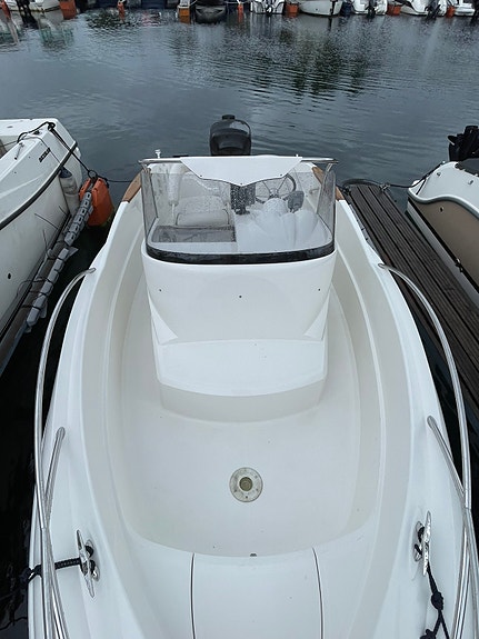Velholdt Quicksilver 555 Open 4 of 5
