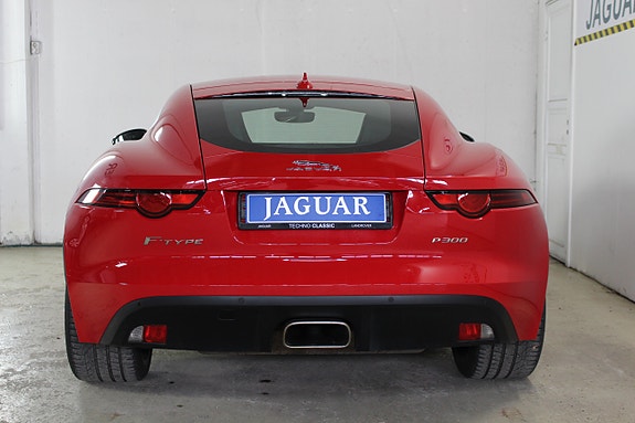 Jaguar F-TYPE 5 of 23