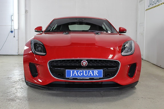 Jaguar F-TYPE 2 of 23
