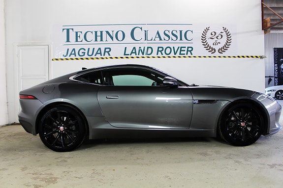 Jaguar F-TYPE 4 of 18