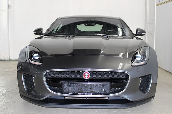 Jaguar F-TYPE 2 of 18
