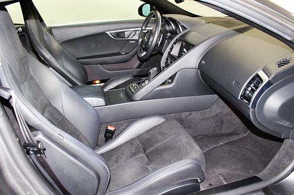 Jaguar F-TYPE 7 of 18