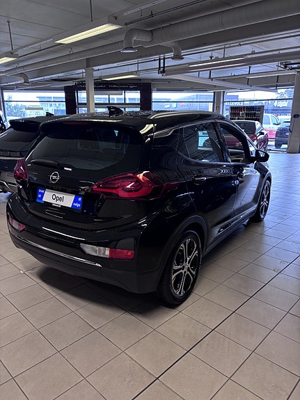 Opel Ampera 3 of 5