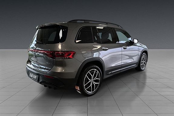Mercedes-Benz EQB300 5 of 5