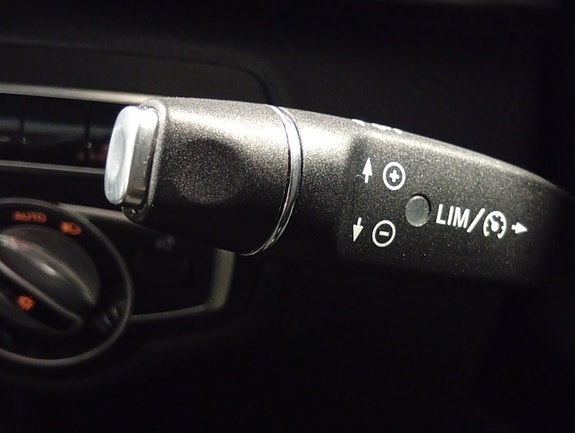 Mercedes-Benz V220 d 14 of 30