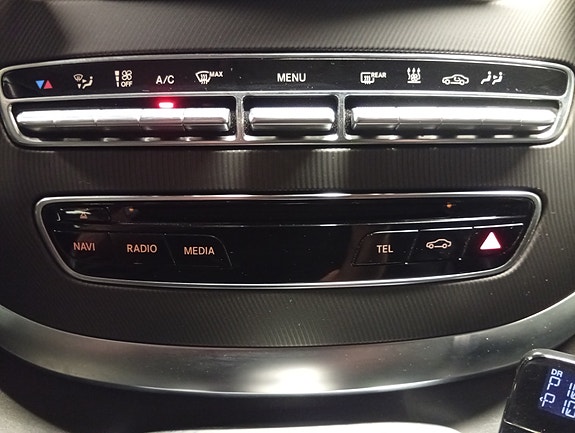 Mercedes-Benz V220 d 17 of 30