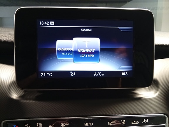 Mercedes-Benz V220 d 19 of 30