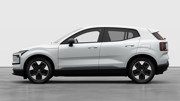 Volvo EX30 4 of 5