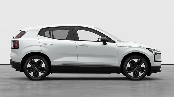 Volvo EX30 3 of 5