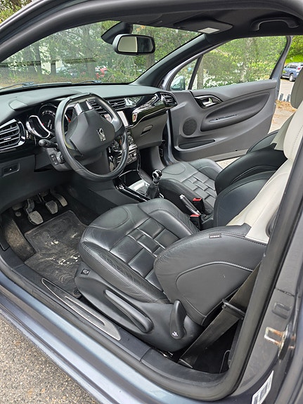 Citroen DS3 14 of 16