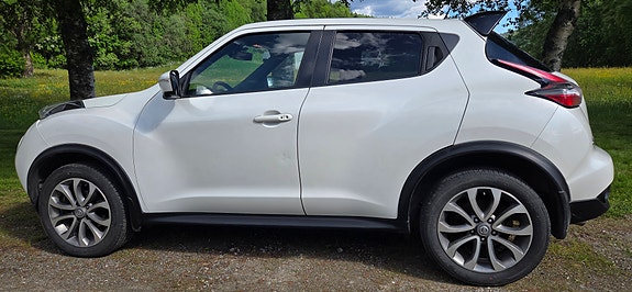 Nissan Juke 2 of 5