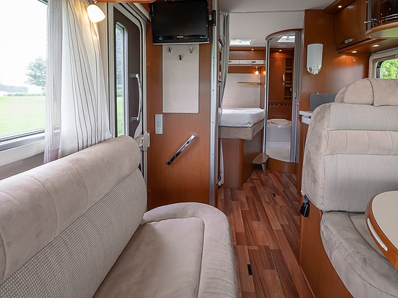 Hymer  B 554 | ALDE | PENT HOLDT | FERIEKLAR 20 of 30